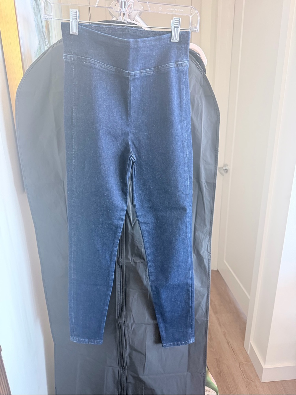 Frame Denim Dark Blue High-Rise Jeggings